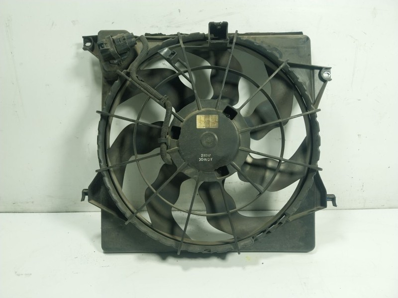 Recambio de electroventilador para kia carens iv 1.7 crdi referencia OEM IAM 25380A4510  