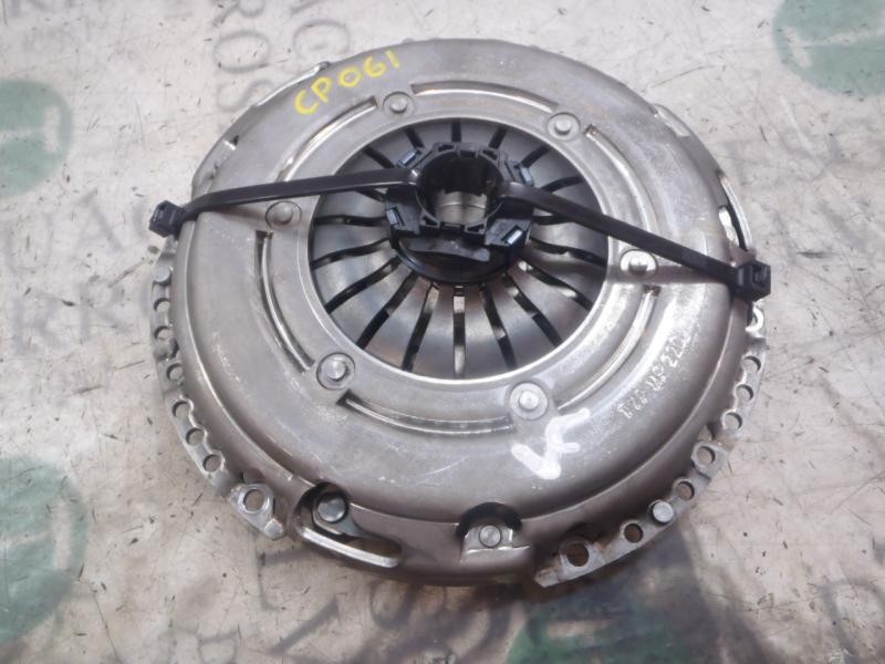 Recambio de kit embrague para seat leon (5f1) 1.2 tsi referencia OEM IAM 04E141031C  