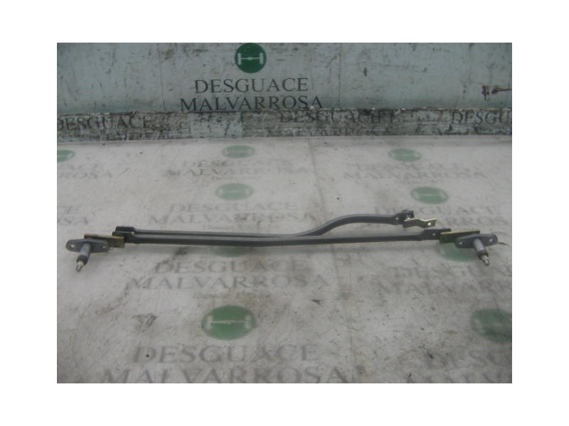 Recambio de articulacion limpia delantero para nissan trade 100 referencia OEM IAM   