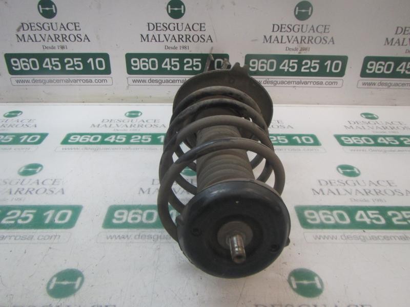 Recambio de amortiguador delantero izquierdo para peugeot 308 1.6 16v referencia OEM IAM 520803  