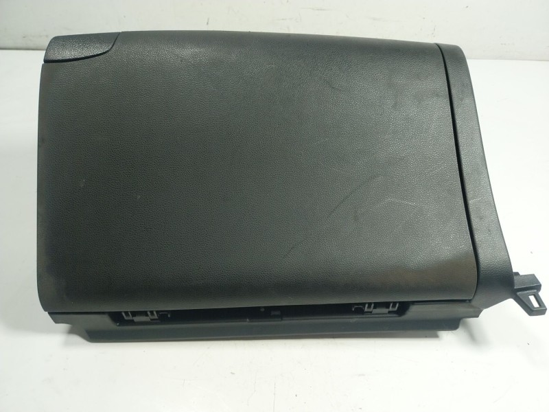 Recambio de guantera para kia carens iv 1.7 crdi referencia OEM IAM 84510A4100WK  