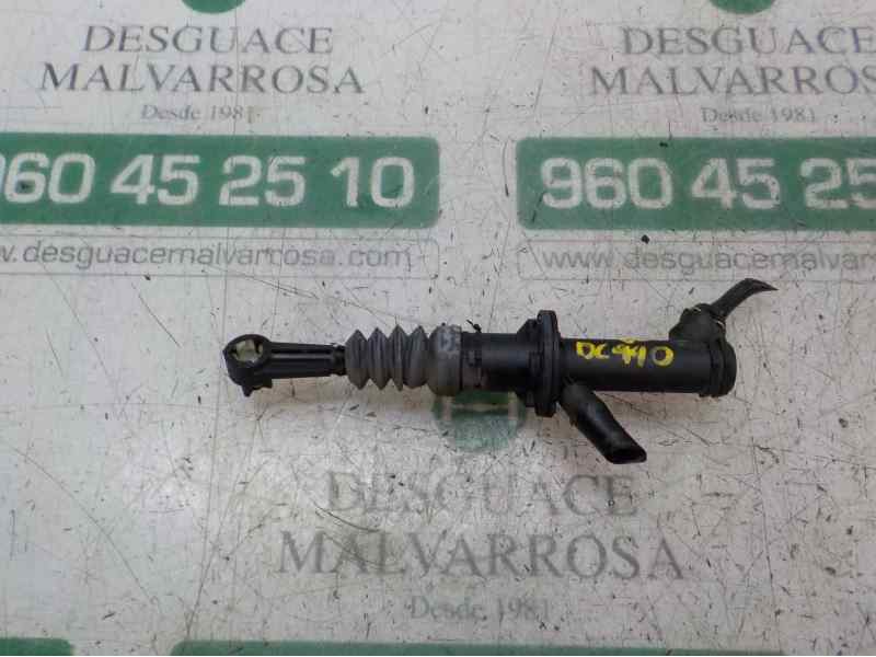 Recambio de bomba embrague para renault megane iii berlina 5 p 1.5 dci diesel fap referencia OEM IAM 306109084R  