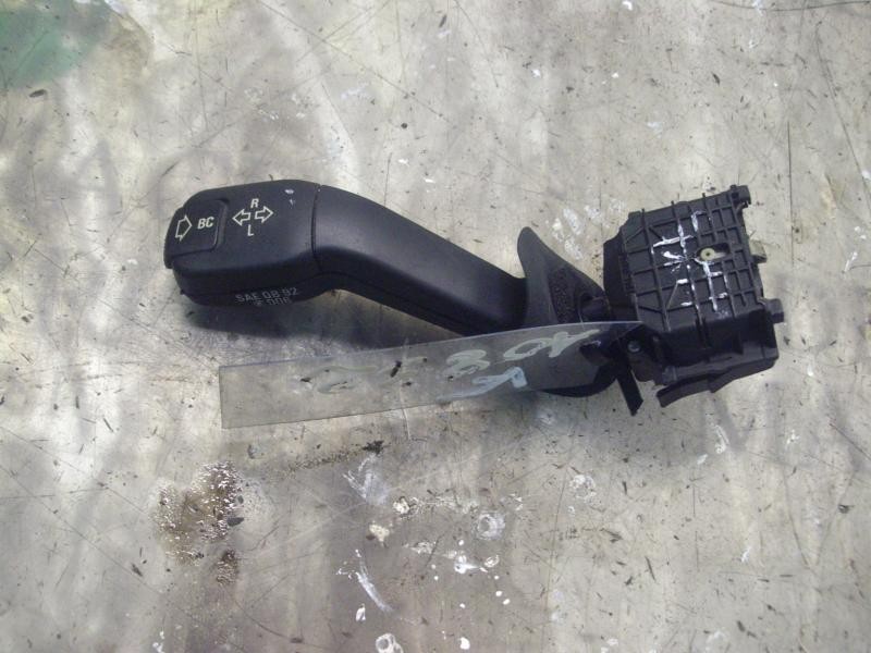 Recambio de mando intermitentes para bmw serie 7 (e38) 730d automático referencia OEM IAM 61318352014 8352172 