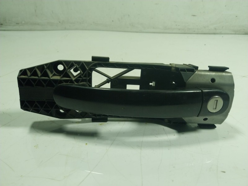 Recambio de maneta exterior delantera izquierda para skoda yeti 1.2 tsi referencia OEM IAM 5N0837205MGRU  5N0837205M