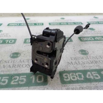 CERRADURA PUERTA TRASERA IZQUIERDA 825030002R 