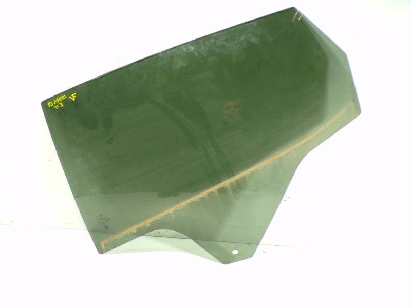 Recambio de cristal puerta trasero izquierdo para ford fiesta (ce1) 1.1 cat referencia OEM IAM 2087920  
