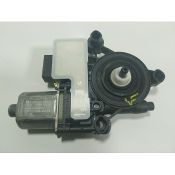 MOTOR ELEVALUNAS TRASERO IZQUIERDO 5Q0959407D 5Q0959407D 