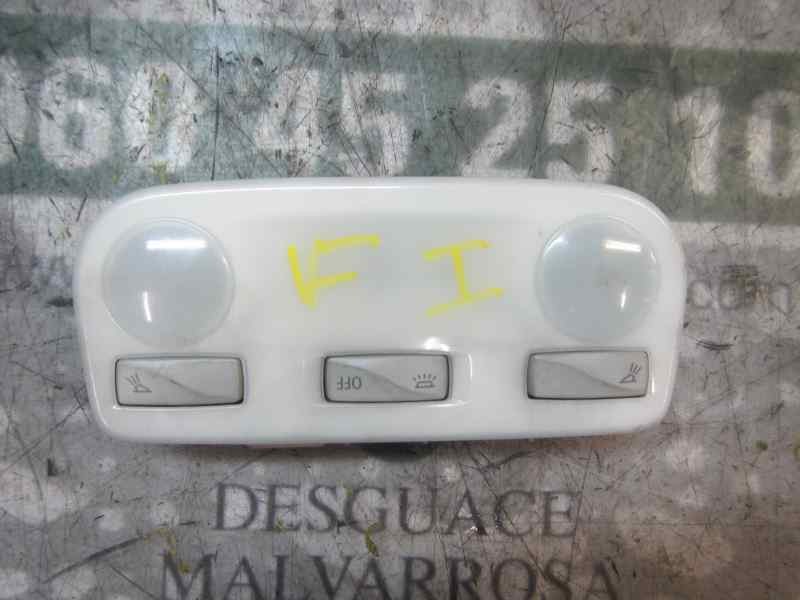 Recambio de piloto interior para renault scenic iii grand family edition referencia OEM IAM 264300008R  