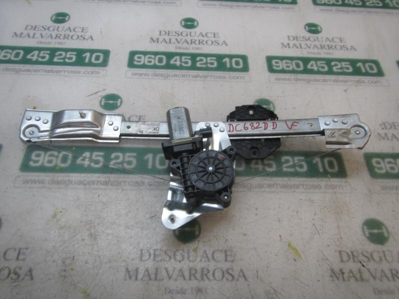 Recambio de elevalunas delantero derecho para dacia sandero essential referencia OEM IAM 807209299R 807209299R 