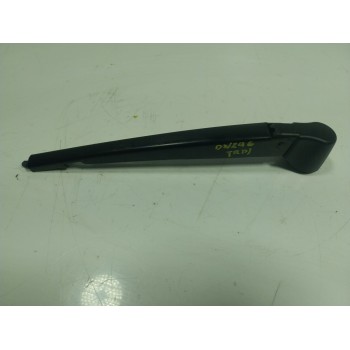 BRAZO LIMPIA TRASERO A1568200044 