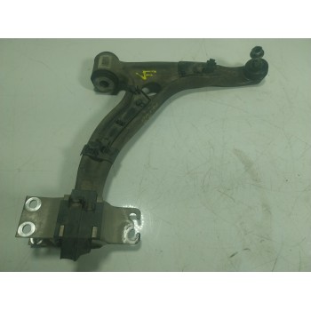 BRAZO SUSPENSION INFERIOR DELANTERO DERECHO A1563300200 