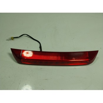 PILOTO TRASERO CENTRAL 92700A4000 