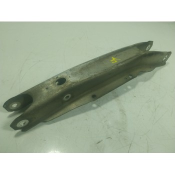 BRAZO SUSPENSION SUPERIOR TRASERO IZQUIERDO A2463520202 