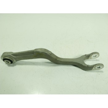 BRAZO SUSPENSION SUPERIOR TRASERO DERECHO A2063501100 A2063520500 