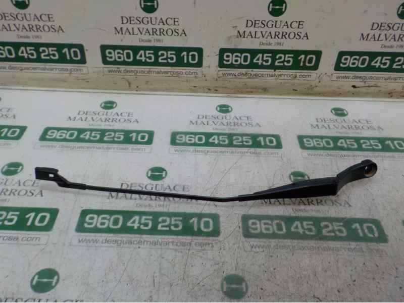 Recambio de brazo limpia delantero derecho para peugeot 308 1.6 hdi referencia OEM IAM 1610672480  