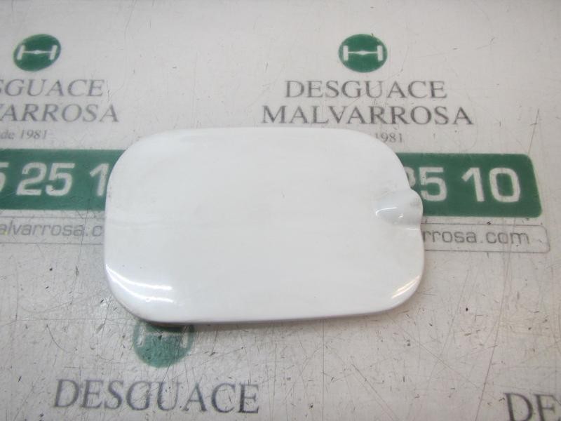 Recambio de tapa combustible para dacia sandero básico referencia OEM IAM 788306894R  