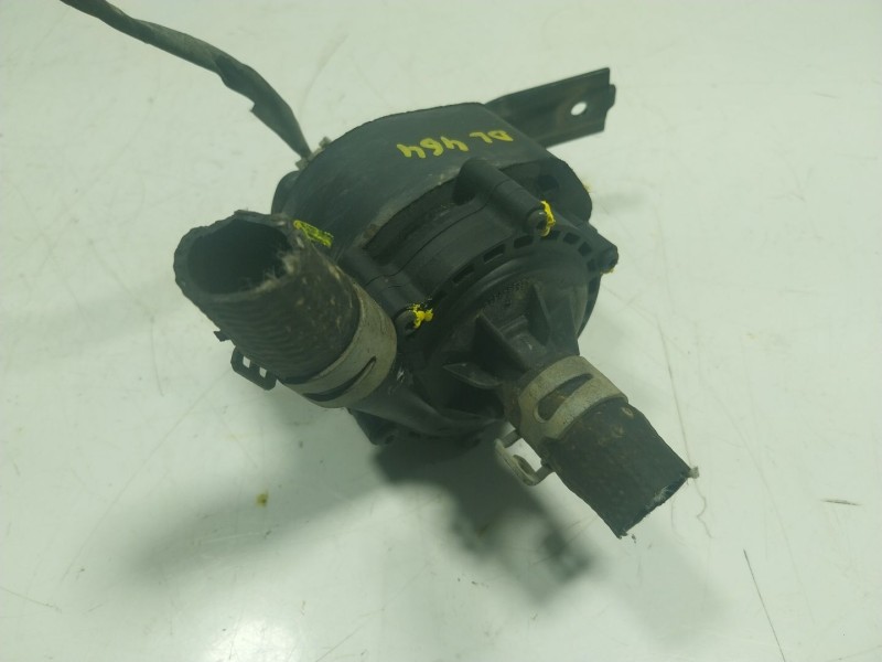 Recambio de bomba agua para tesla model s p referencia OEM IAM 103534800G 103534800F 