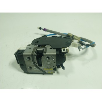 CERRADURA PUERTA TRASERA IZQUIERDA A2047302735 A2047302735 