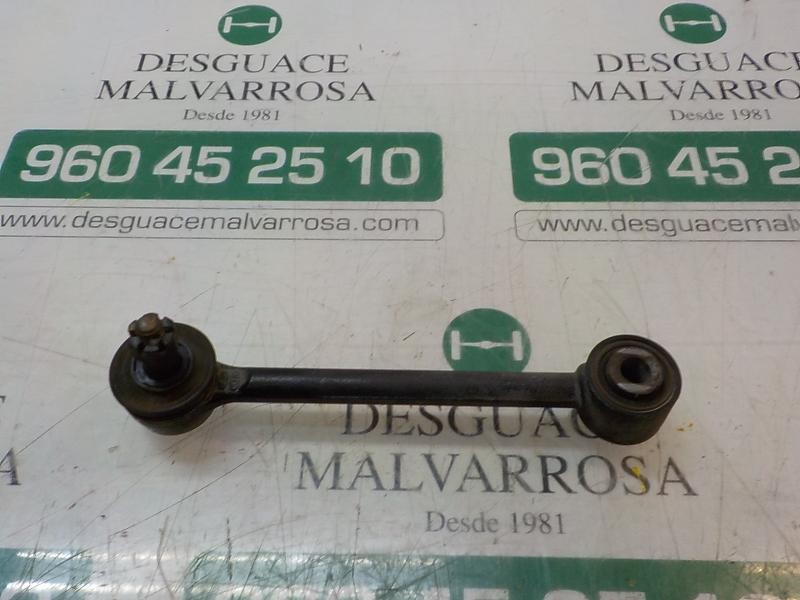 Recambio de brazo suspension superior trasero derecho para hyundai i30 1.6 crdi cat referencia OEM IAM 555301H100  