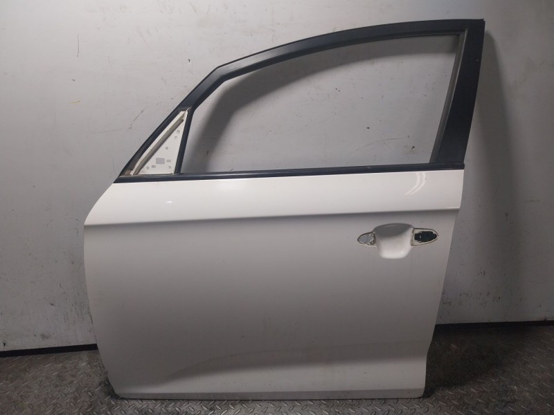Recambio de puerta delantera izquierda para kia carens iv 1.7 crdi referencia OEM IAM 76003A4000  