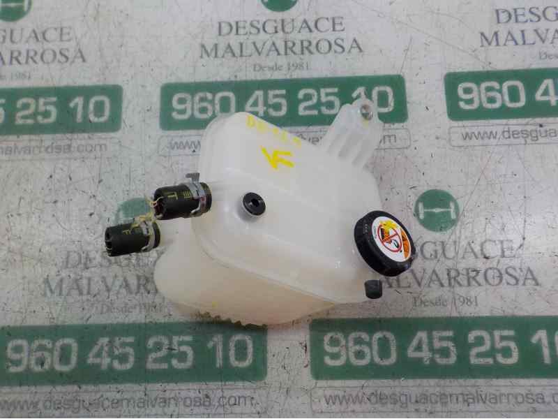 Recambio de deposito expansion para toyota c-hr hybrid active referencia OEM IAM 164A20T021  
