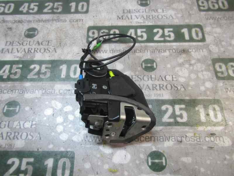 Recambio de cerradura puerta trasera derecha para toyota auris 1.4 turbodiesel cat referencia OEM IAM 6905002180  