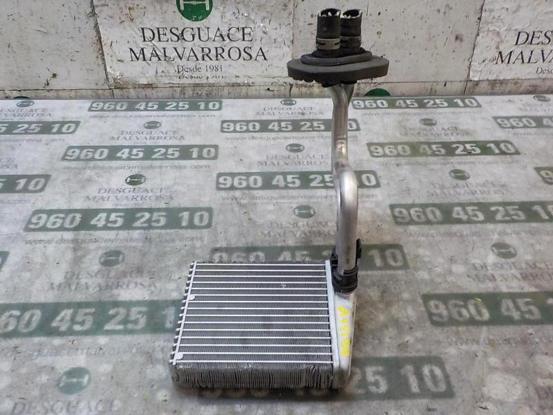 Recambio de radiador calefaccion / aire acondicionado para nissan nv 200 (m20) 1.5 dci cat referencia OEM IAM 27140AX70A  