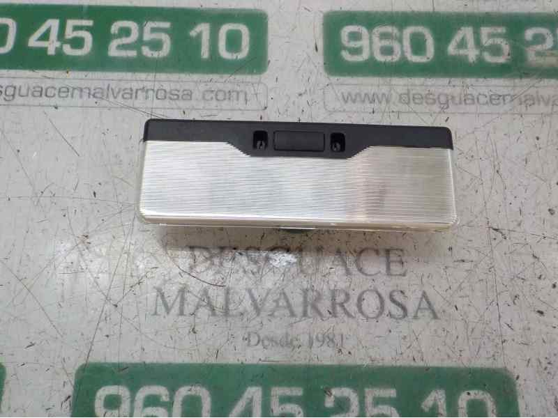 Recambio de piloto interior para bmw x3 (e83) 2.0 16v diesel cat referencia OEM IAM 63316962141  