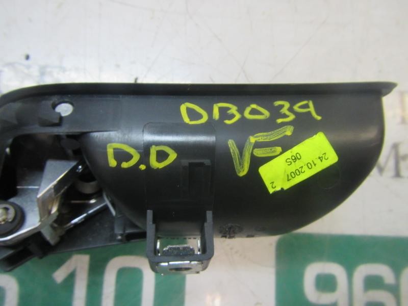 Recambio de maneta interior delantera derecha para volkswagen golf v berlina (1k1) 1.9 tdi referencia OEM IAM 1K1837114D  