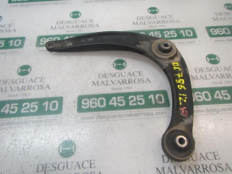 Recambio de brazo suspension inferior delantero izquierdo para peugeot 308 1.6 16v referencia OEM IAM 3520V2  
