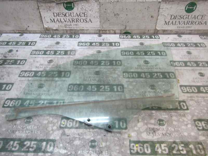Recambio de cristal puerta delantero izquierdo para dacia sandero 1.2 16v cat referencia OEM IAM 8200733023  