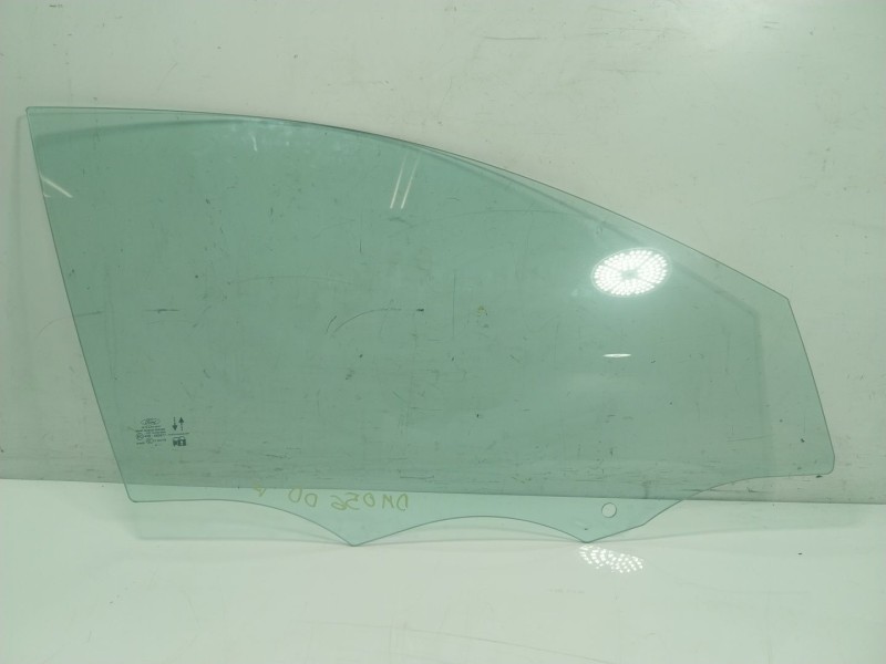 Recambio de cristal puerta delantero derecho para ford focus 1.0 ecoboost cat referencia OEM IAM 2453924  