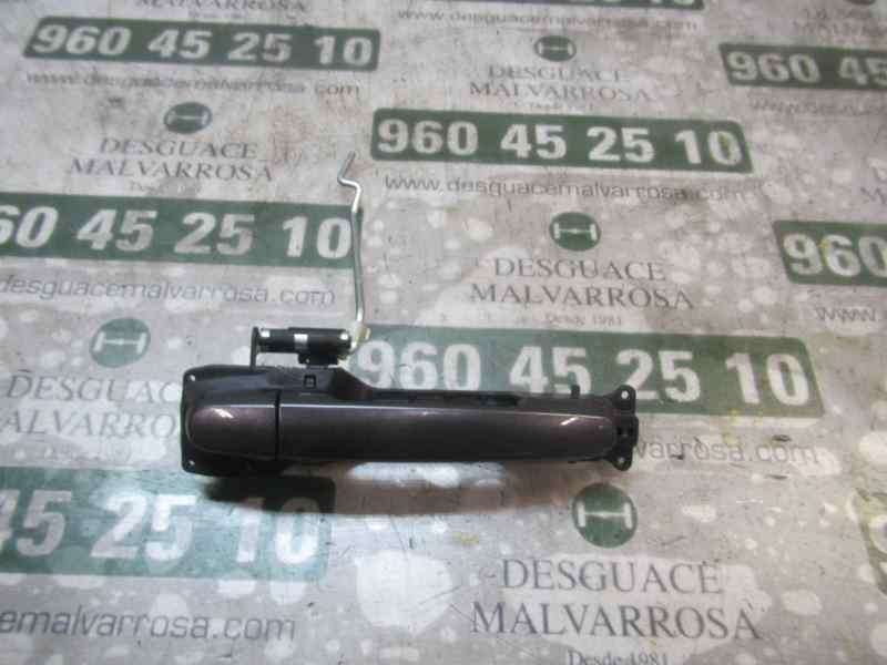 Recambio de maneta exterior delantera derecha para toyota auris 1.4 turbodiesel cat referencia OEM IAM 692110D901  