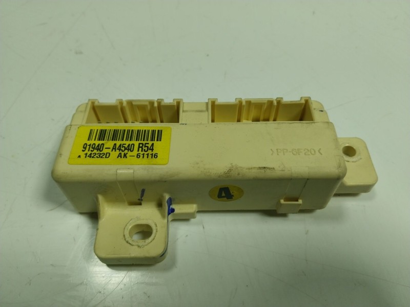 Recambio de modulo electronico para kia carens iv 1.7 crdi referencia OEM IAM 91940A4540 91940A4540R54 