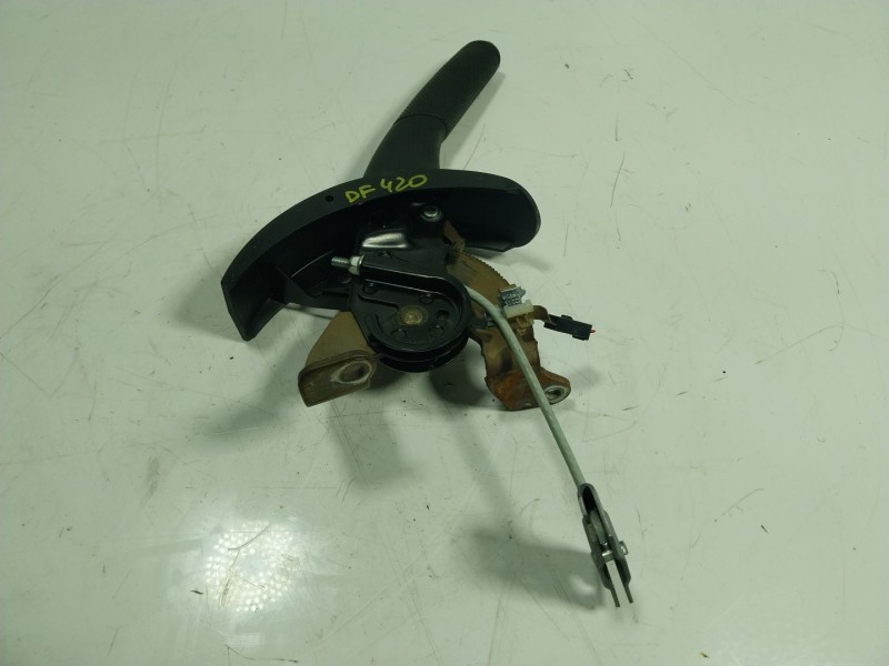 Recambio de palanca freno de mano para citroën c-zero seduction referencia OEM IAM 4701H1  