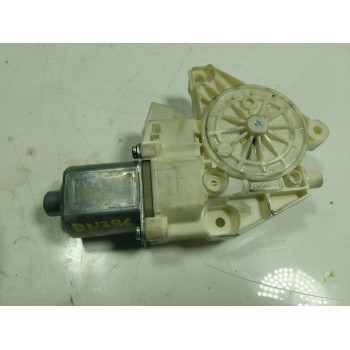 MOTOR ELEVALUNAS DELANTERO IZQUIERDO A2469065100 A2469065100 