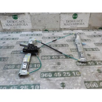 ELEVALUNAS DELANTERO DERECHO 