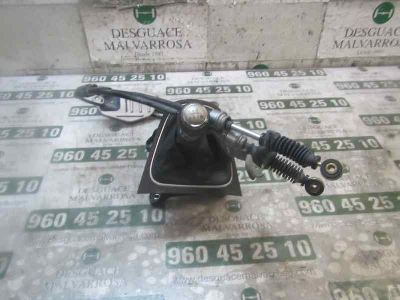 Recambio de palanca cambio para toyota auris 1.4 turbodiesel cat referencia OEM IAM 3353002240  