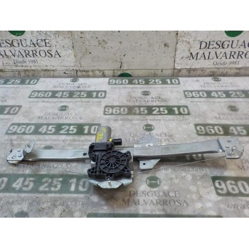 ELEVALUNAS DELANTERO DERECHO 807209071R 