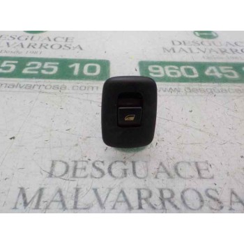 MANDO ELEVALUNAS TRASERO IZQUIERDO 6490C6 