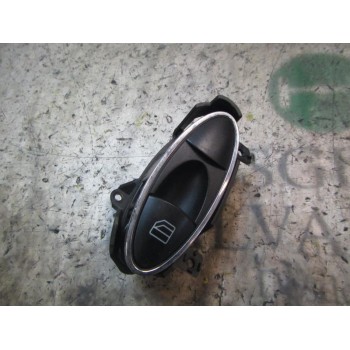 MANDO ELEVALUNAS TRASERO DERECHO A21182199587C45 