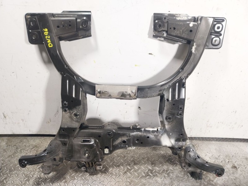Recambio de puente delantero para mercedes-benz clase gla (x156) gla 180 (156.942) referencia OEM IAM A2466201200  