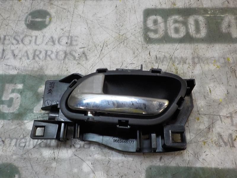 Recambio de maneta interior delantera izquierda para peugeot 3008 1.6 hdi fap referencia OEM IAM   