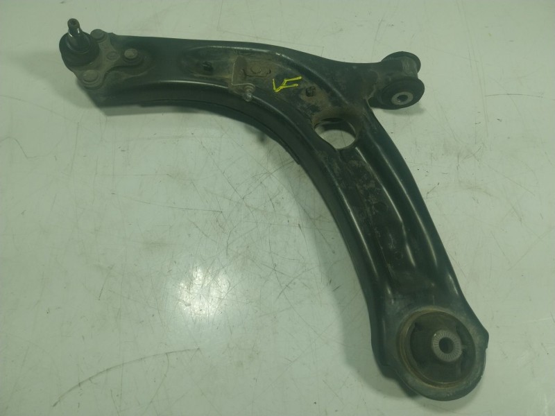 Recambio de brazo suspension inferior delantero izquierdo para seat ateca (kh7) fr go referencia OEM IAM 3Q0407151P  