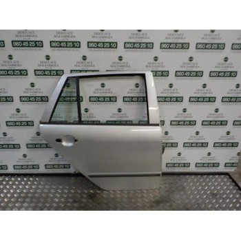 PUERTA TRASERA DERECHA 