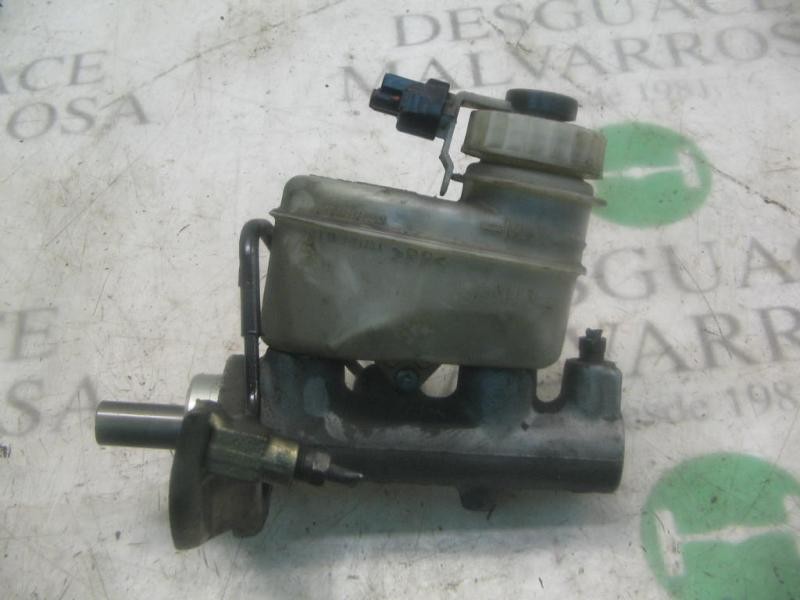 Recambio de bomba freno para toyota avensis berlina (t 22) 2.0 d4-d terra (4-ptas.) referencia OEM IAM   