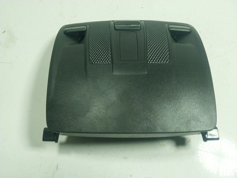 Recambio de piloto interior para mercedes-benz clase gla (x156) gla 180 (156.942) referencia OEM IAM A00090044089051 A0009004408