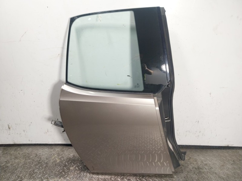 Recambio de puerta trasera derecha para bmw i3 (i01) electric referencia OEM IAM 51007427336  51007369332