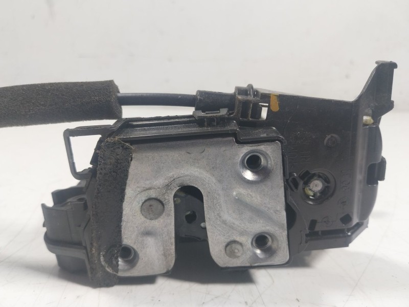 Recambio de cerradura puerta trasera derecha para renault zoe referencia OEM IAM  825029017R 