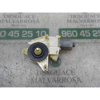 MOTOR ELEVALUNAS TRASERO IZQUIERDO A2048200542 A2048200542 961109100